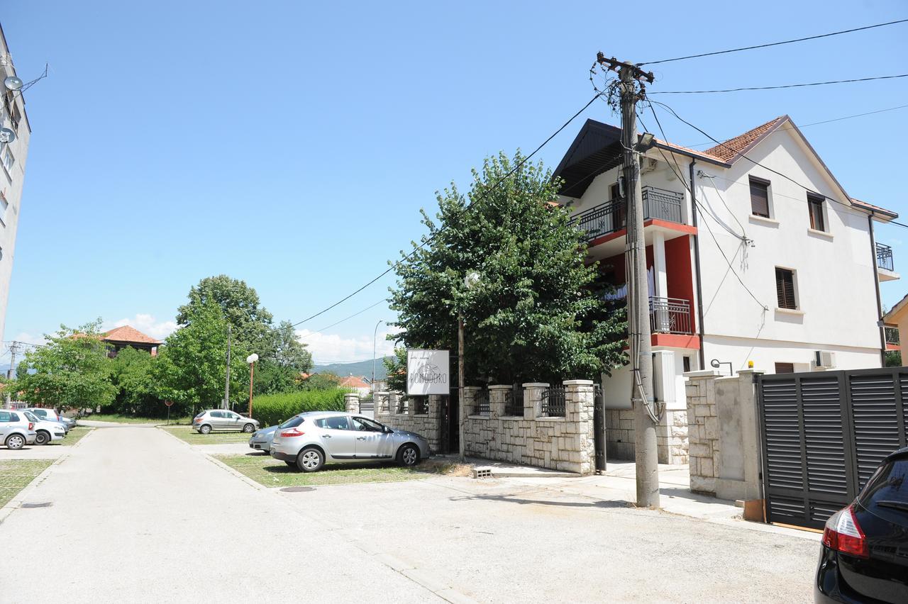 Apartments Erakovic Nikšić Esterno foto