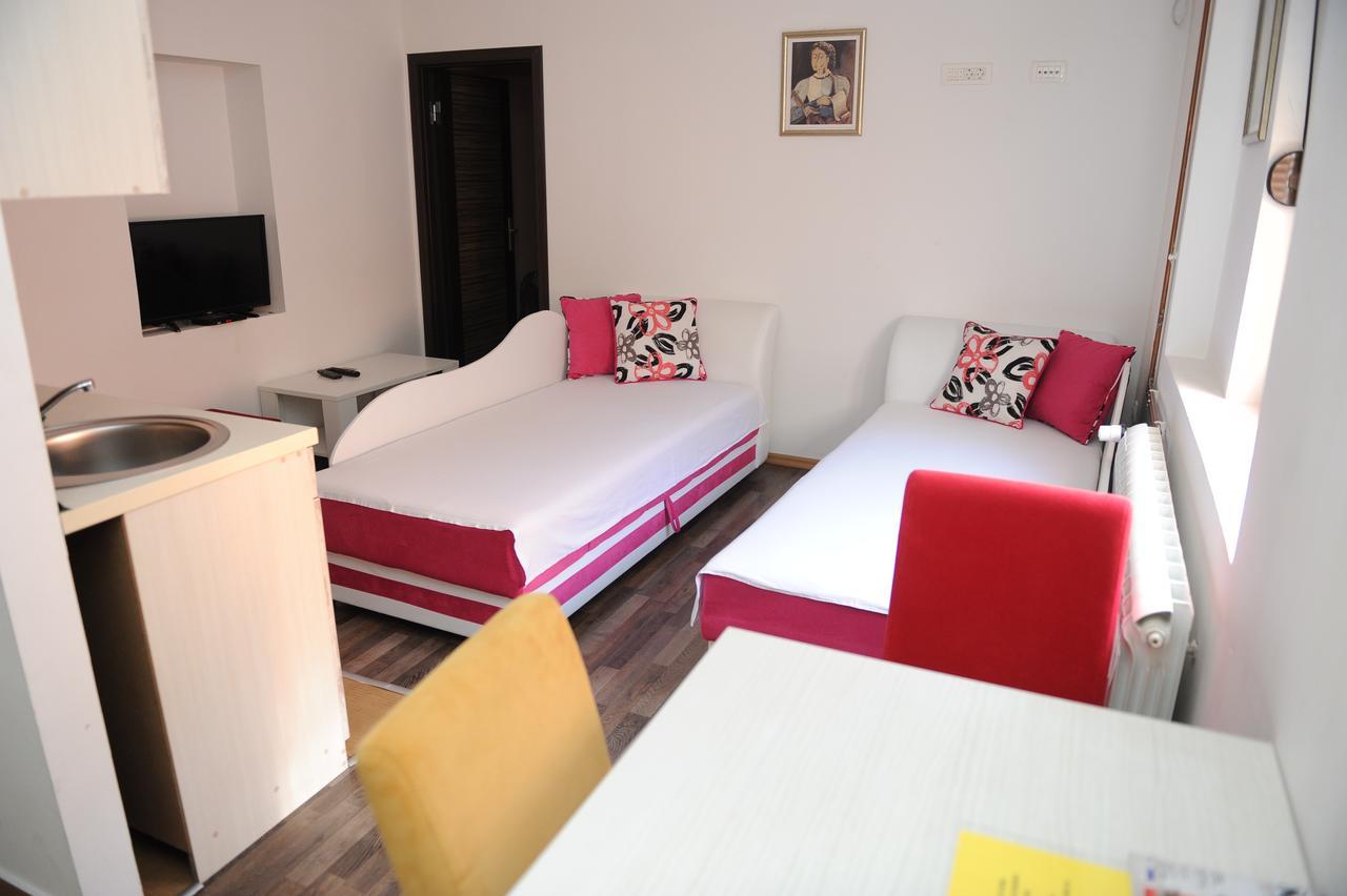 Apartments Erakovic Nikšić Esterno foto